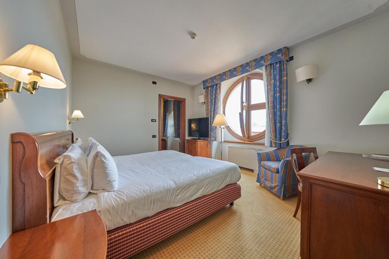 Отель Relais Santo Stefano Сандильяно Экстерьер фото